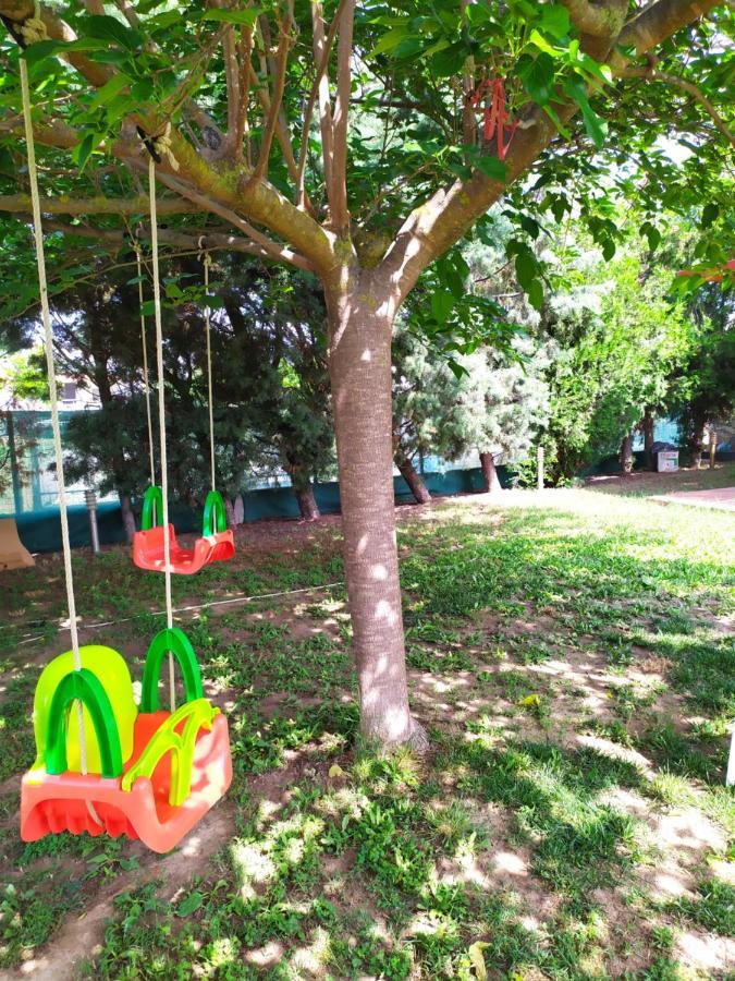 Noufara Apartments Néa Meságkala Bagian luar foto