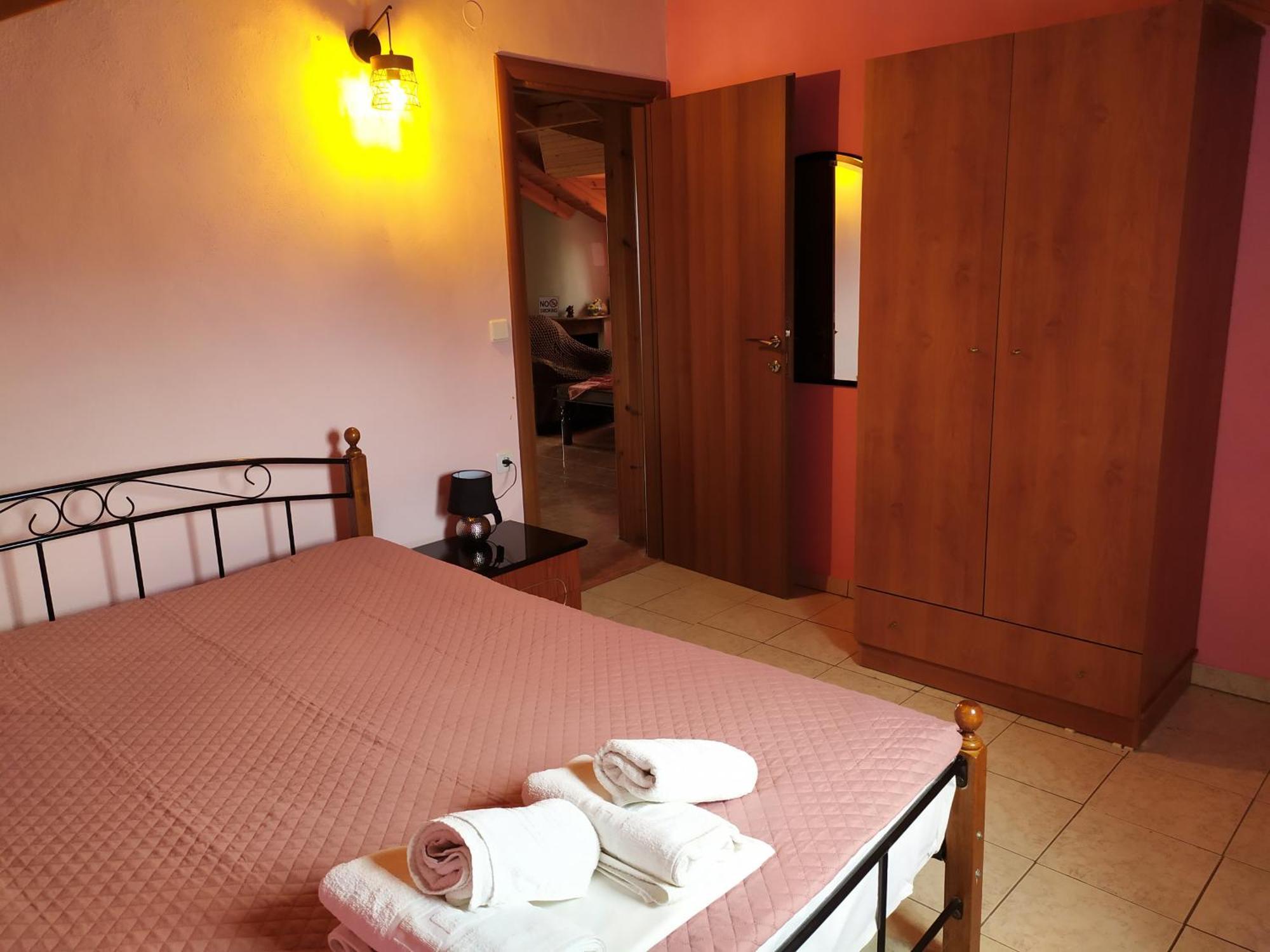 Noufara Apartments Néa Meságkala Bagian luar foto