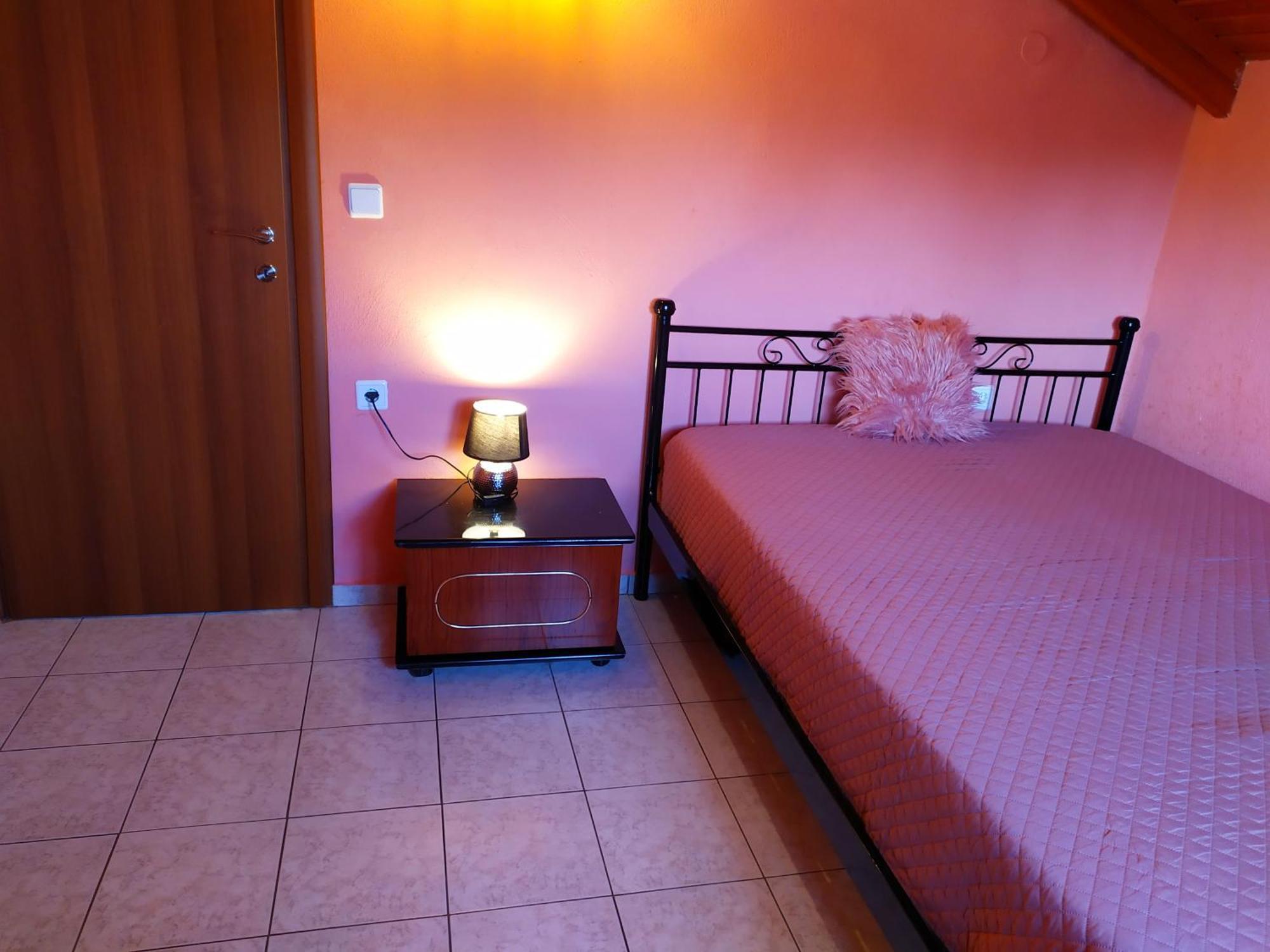 Noufara Apartments Néa Meságkala Ruang foto
