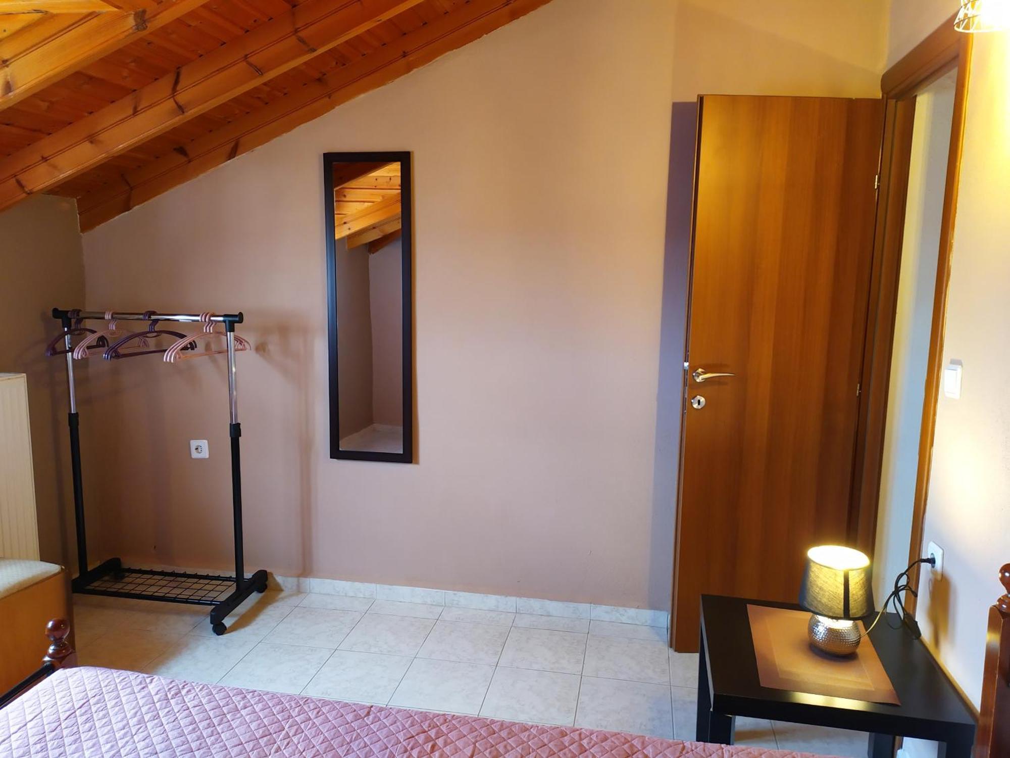 Noufara Apartments Néa Meságkala Ruang foto