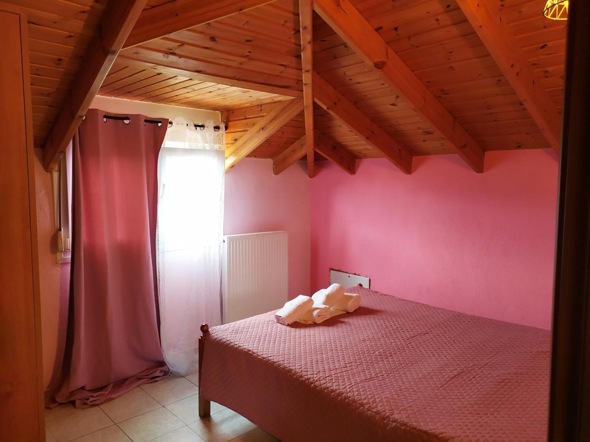 Noufara Apartments Néa Meságkala Ruang foto