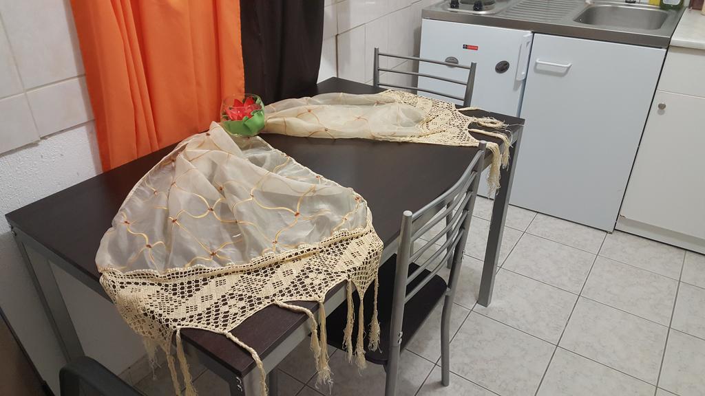 Noufara Apartments Néa Meságkala Bagian luar foto